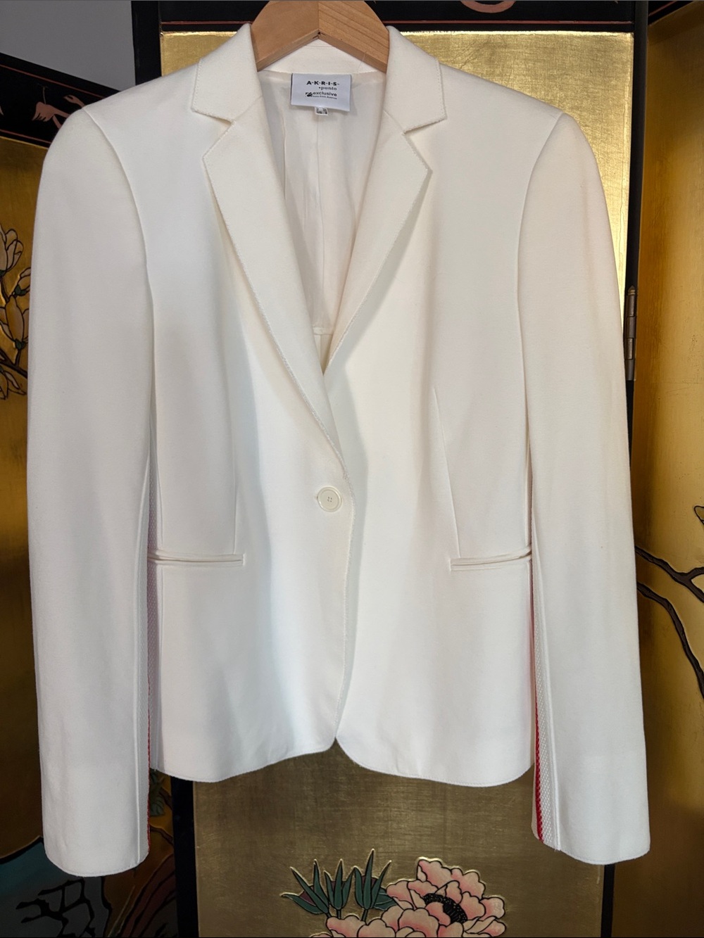 Akris Punto Cream Single-Button Tailored Blazer